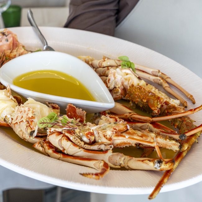 Aragosta fresca ristorante di mare Alghero Nautilus