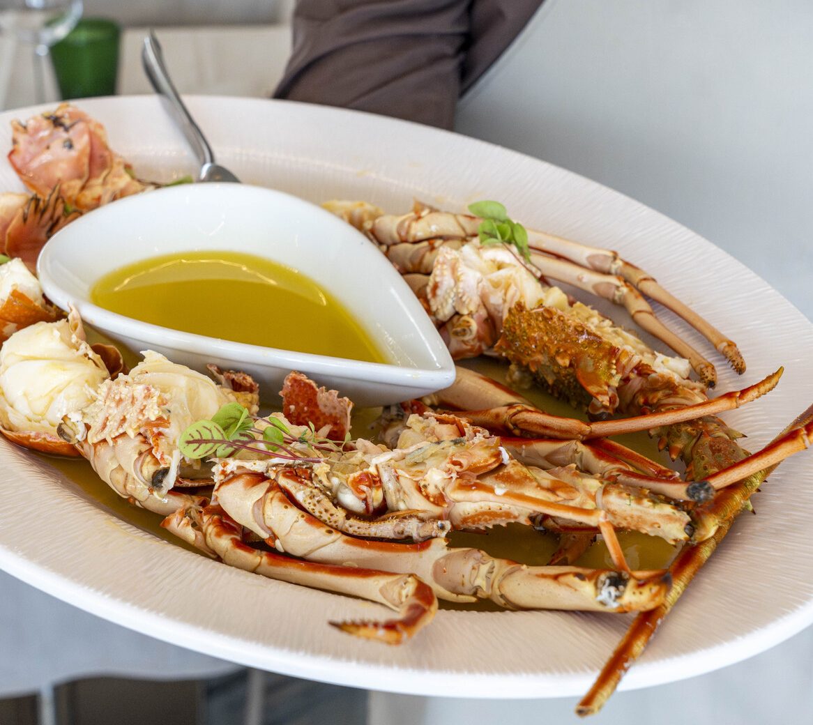 Aragosta fresca ristorante di mare Alghero Nautilus
